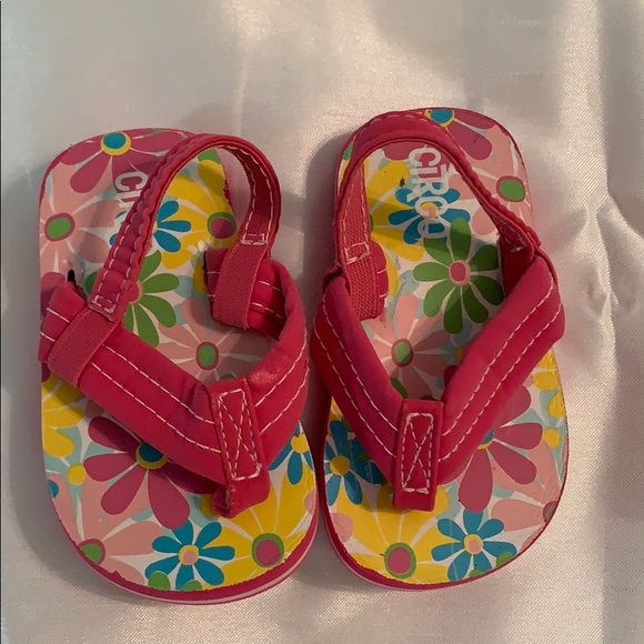 Circo NWOT pink flip flops with back strap - Picture 1 of 2